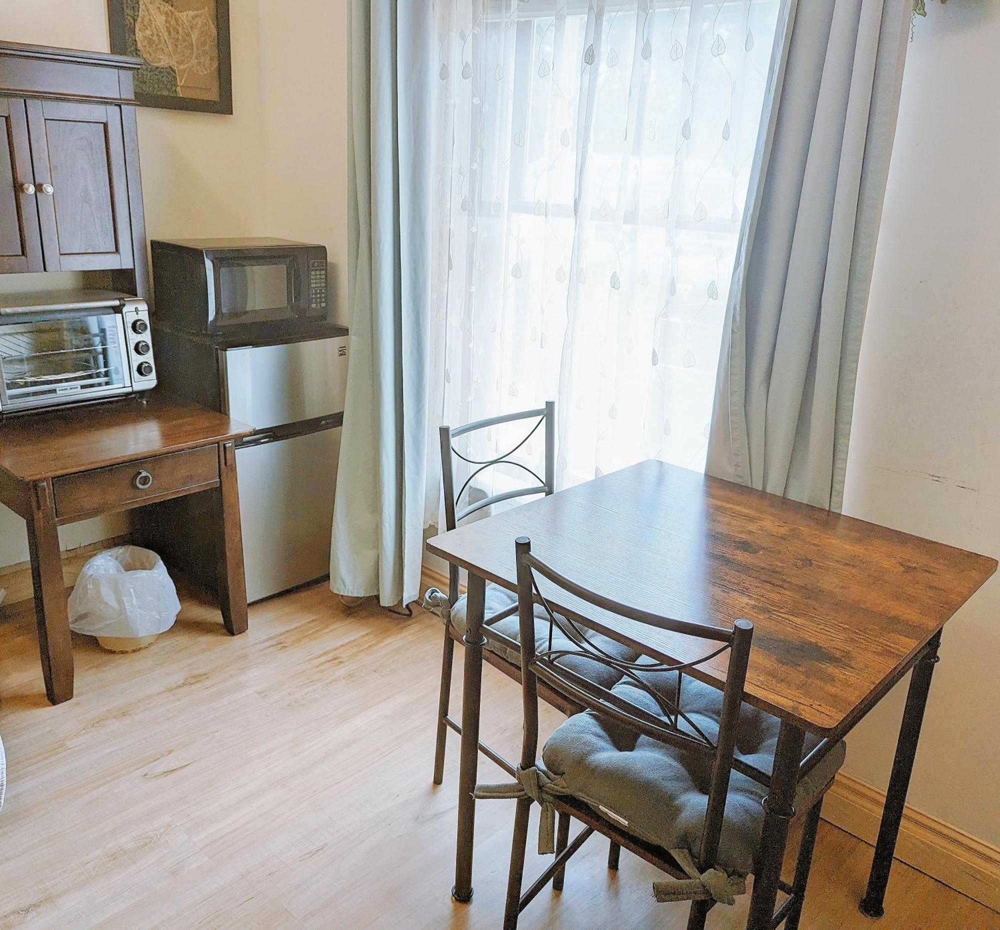 Uptown Area, Cozy King Suite, Quiet And Private, Free Parking, Walk To Restaurants Шарлотт Екстер'єр фото
